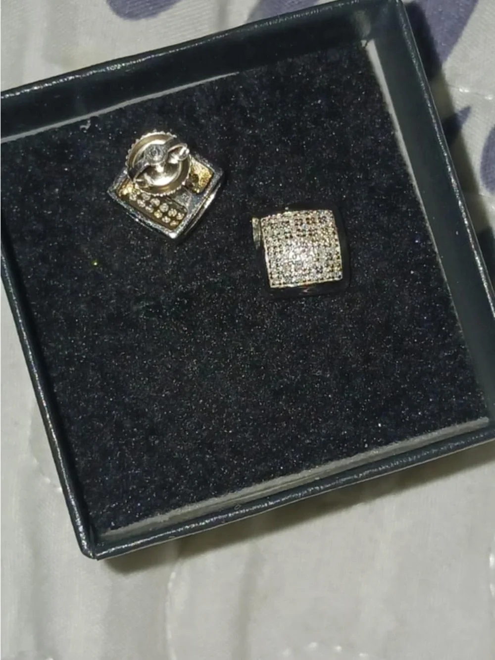 Pavé Square Stud Earrings  Noble men’s 14kt white gold over 925 1/4 diamonds